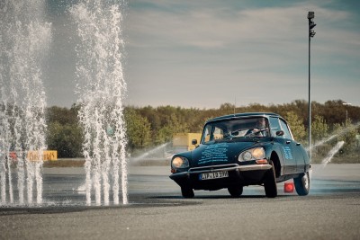 Ausweichen trocken früh 1 XT219926.jpg